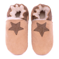 Brown woolen slippers,  star