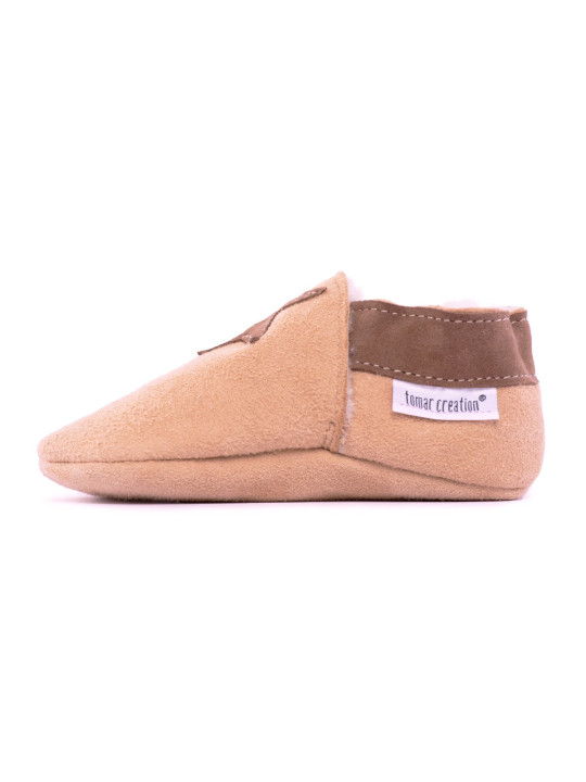 Brown woolen slippers,  star