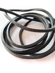 Square leather straps 125 / 130 cm