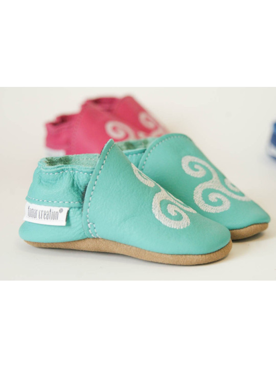 barefoot moccasins leather autumn spring woman man