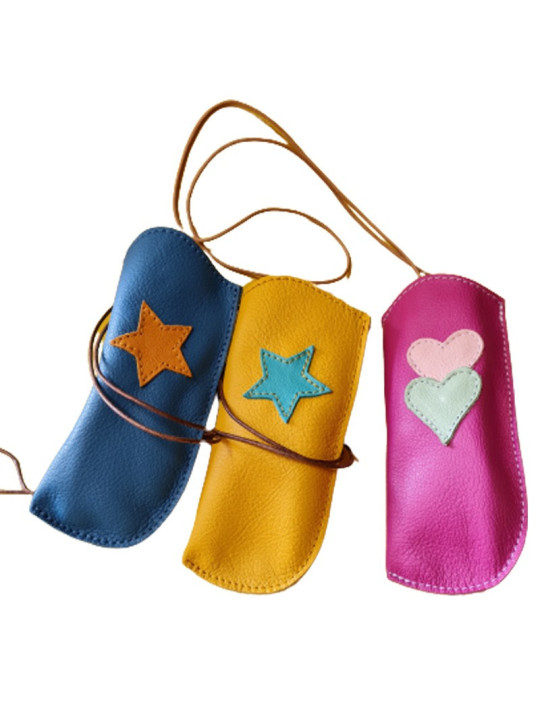 Glasses case with lanyard