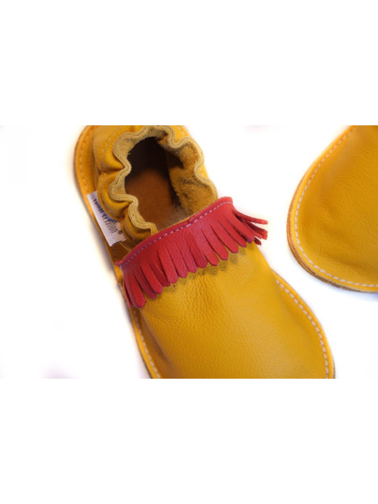 Soft sole shoes with motif - to customize