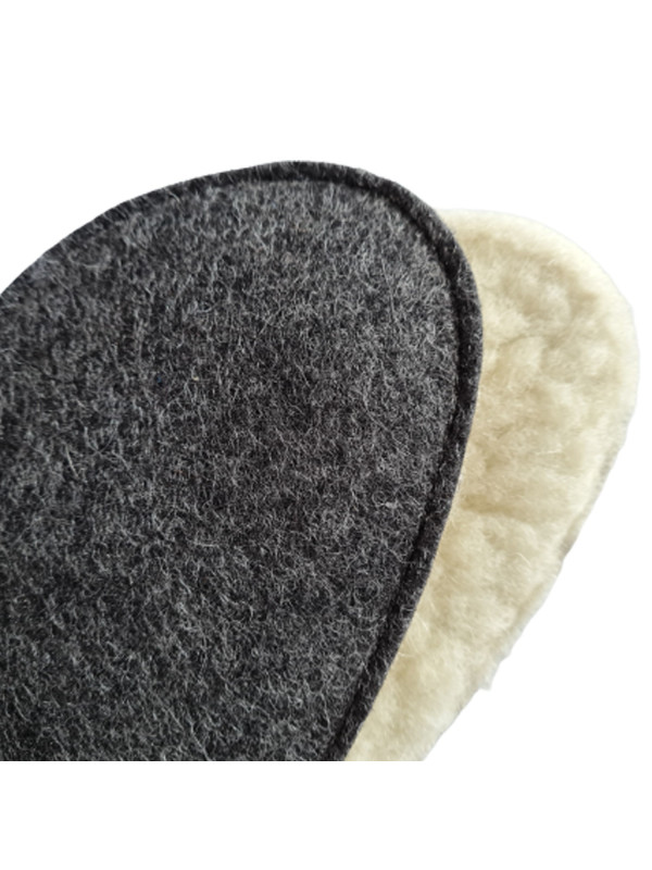 Insulating merino soles