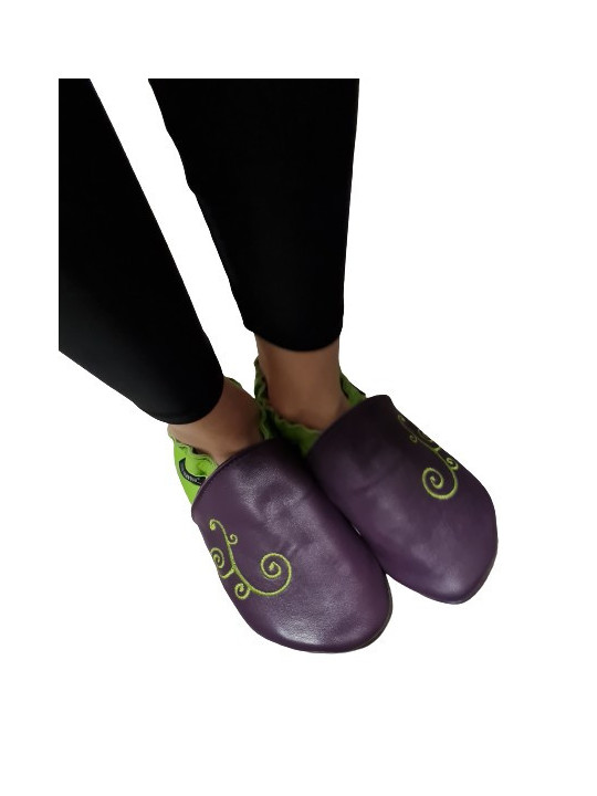 Size from 18 to 34 Purple and green embroidered slippers