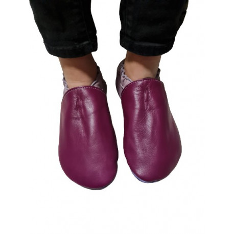 Size 36-38 two-tone purple slippers