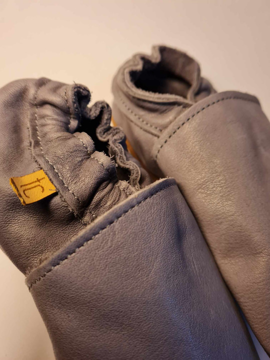 size 31 slippers bio leather gray