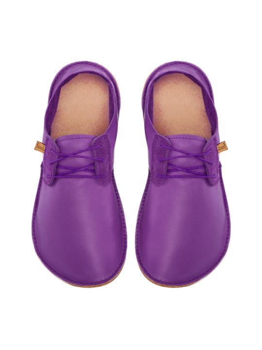 Lace up barefoot shoes illusion