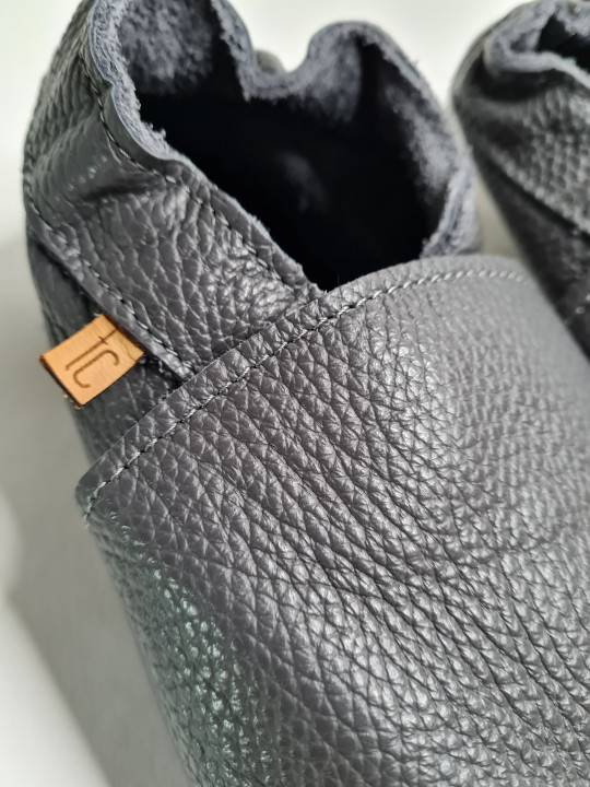 chaussons souples en cuir pour les enfants et les adultes, doublure chaude