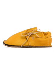 barefoot moccasins leather autumn spring woman man
