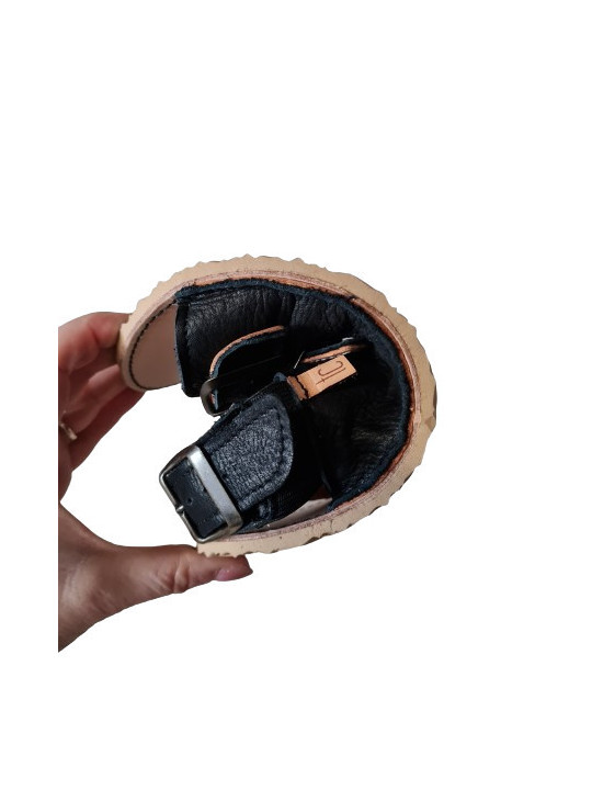 Adjustable three-buckle barefoot leather sandals men women