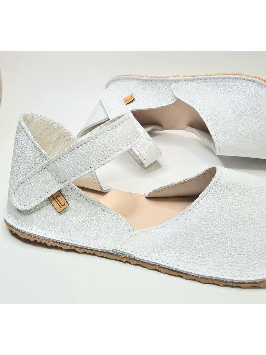 Sandals extra flexible barefoot bianco