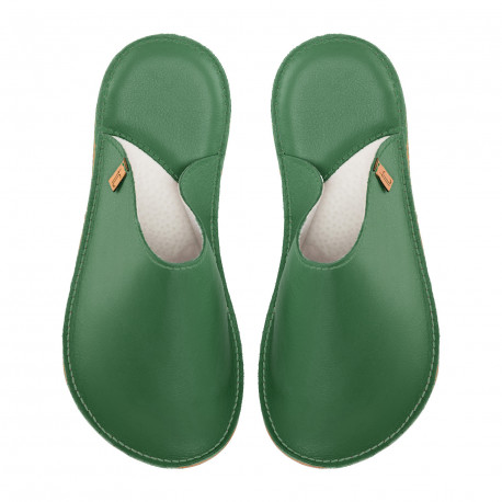 pantoufles en cuir vert avocat