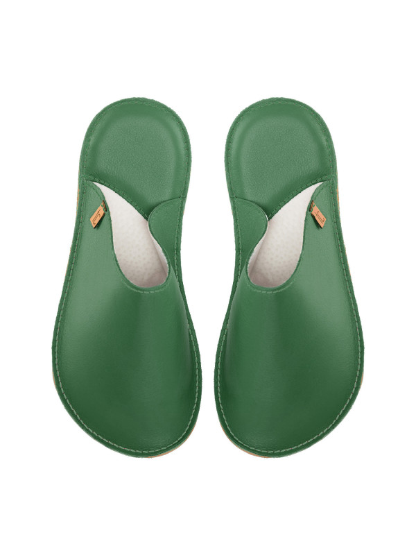 pantoufles en cuir vert avocat