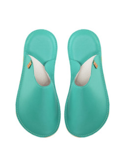 našuchovacie kožené papuče 