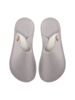 našuchovacie kožené papuče 