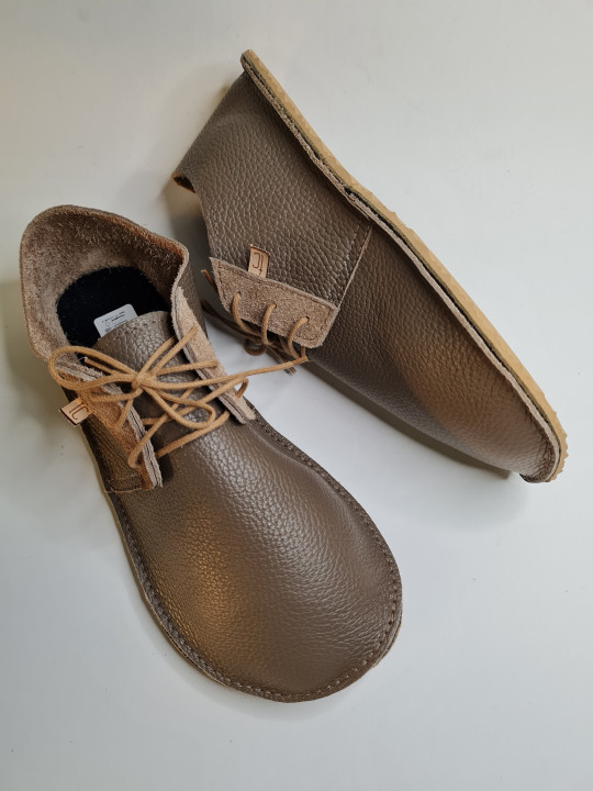 Lace up barefoot shoes