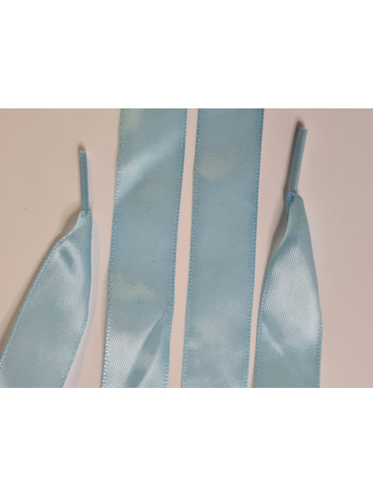 Lacets en satin bleu