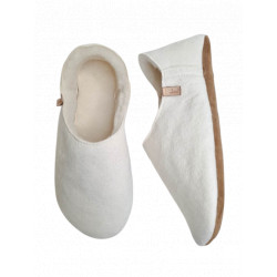 Babouche white sheepskin slippers