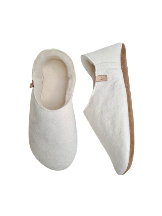 Babouche white sheepskin slippers