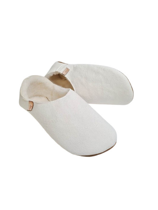 Babouche white sheepskin slippers