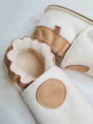 Chaussons mouton motif coloré