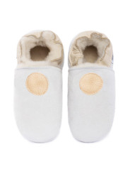 Pantoufles peau lainée blanche, pois cream