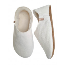 Babouche white sheepskin slippers