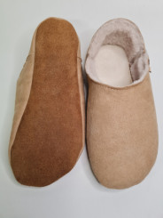 Babouches peau lainée marron