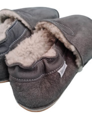 Grey Sheepshin slippers with colorful pattern