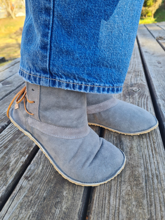 Bottines en peau lainée grise