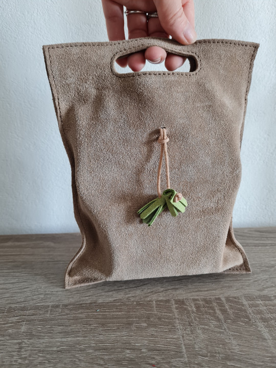 Flat Leather Pouches