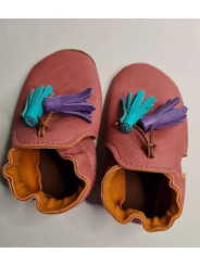 vegan slippers pink with pompoms