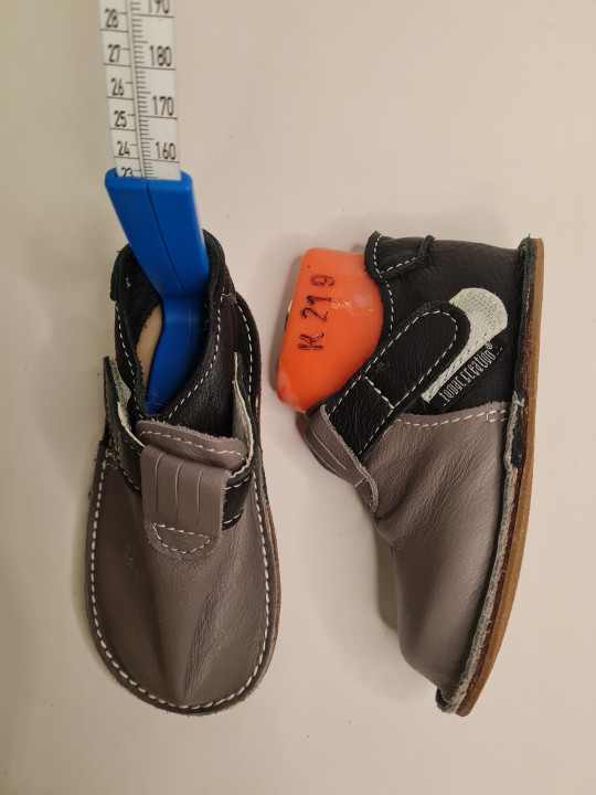 soft sole shoes - fog