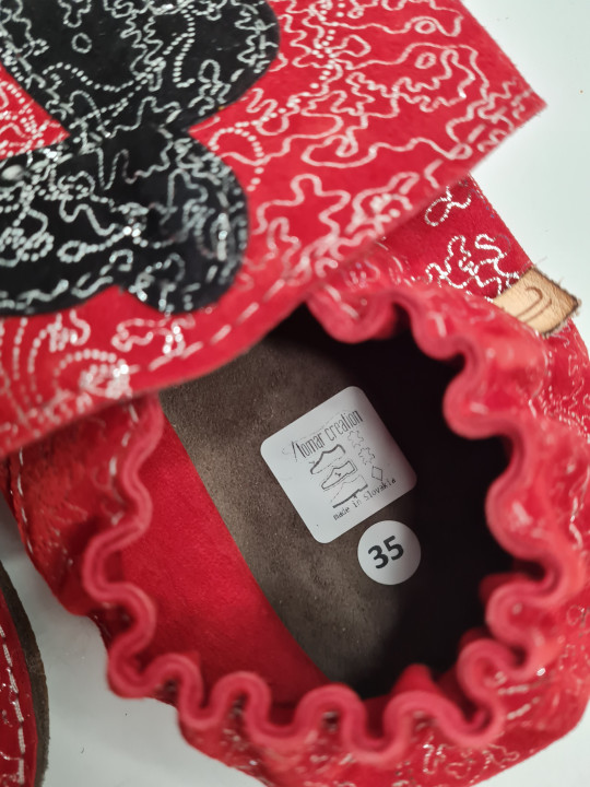 Taille 35 Petite gomme rouge sublime