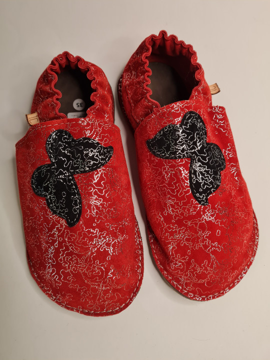 v.35 Capačky red sublime