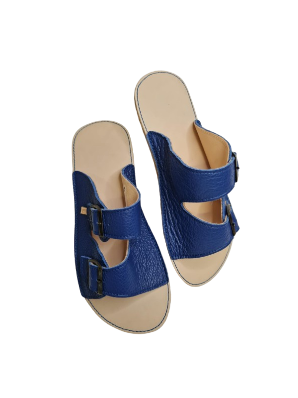 Minimalistické široké a mäkké ploché sandále s dvojitou prackou