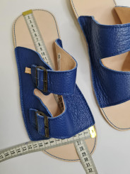 Sandales plate double boucle large et souple minimaliste