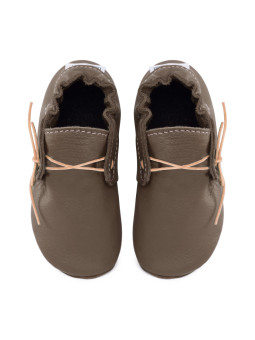 barefoot moccasins leather autumn spring woman man