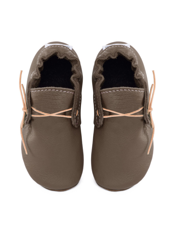 barefoot moccasins leather autumn spring woman man