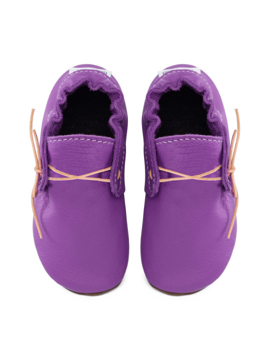 barefoot moccasins leather autumn spring woman man