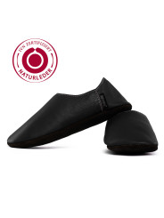 The slip on slippers are made of quality 100% BIO organic leather from Germany with NATURLEDER certificate.