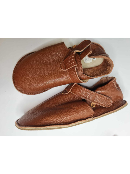 Zippy bruciato insulated with a sheep wool lining