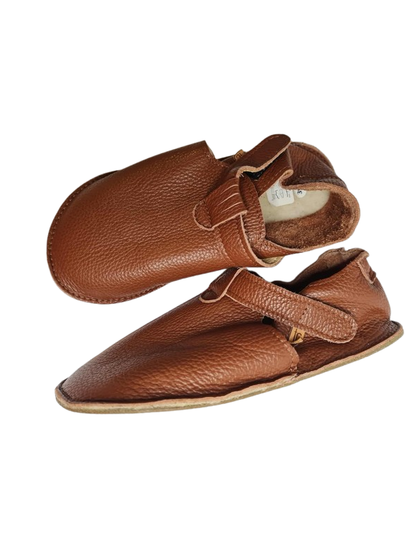 Zippy bruciato insulated with a sheep wool lining