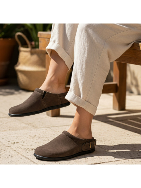 sabot en cuir VELOURS MARRON barefoot avec laniere ajustable