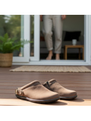 sabot en cuir VELOURS MARRON barefoot avec laniere ajustable