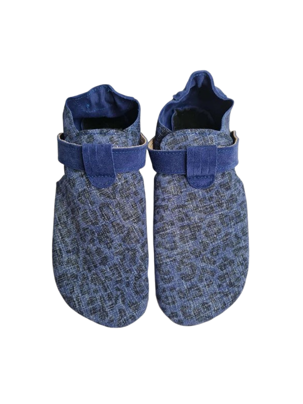 Chaussons cuir avec doubure polaire fermeture a scratch taille 40