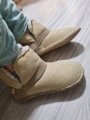 Nízke Kožušinové Čižmy – Minimalistické Papuče z Ovčej Vlny – Výber Podošvy | Tomar Creation