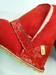 Low Sheepskin Boots – Minimalist Wool Slippers – Custom Sole Options | Tomar Creation