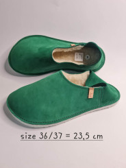 Les babouches en cuir chaussons en stock de couleur