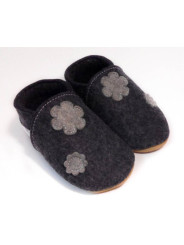Chaussons laine mérinos décors au féminin fleurs